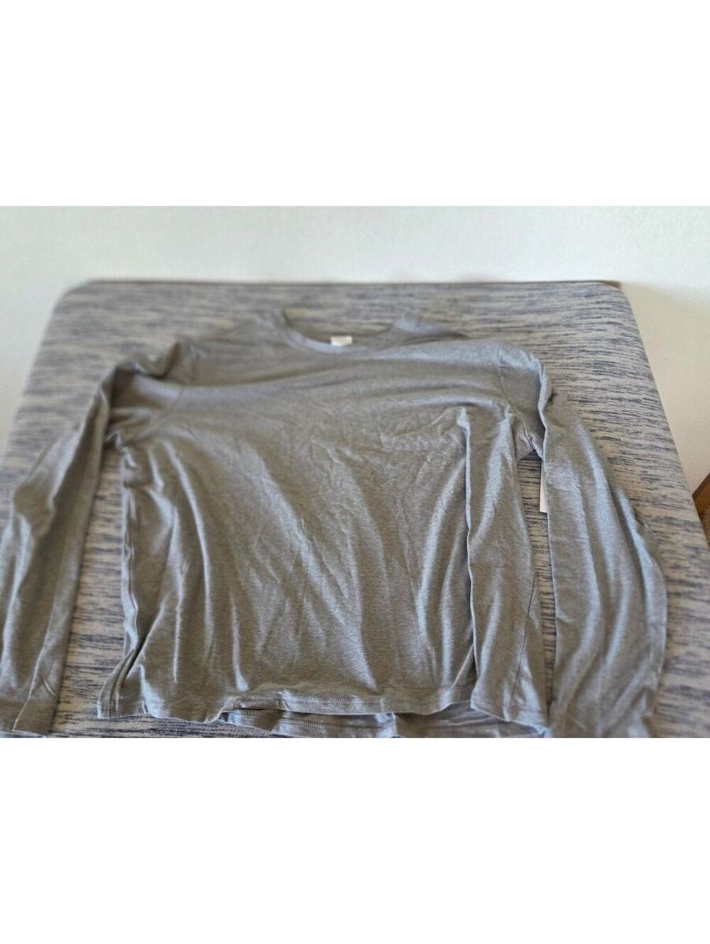 Athletic Works ButterCore Long Sleeve T-Shirt Large (12-14) Light Grey Heather